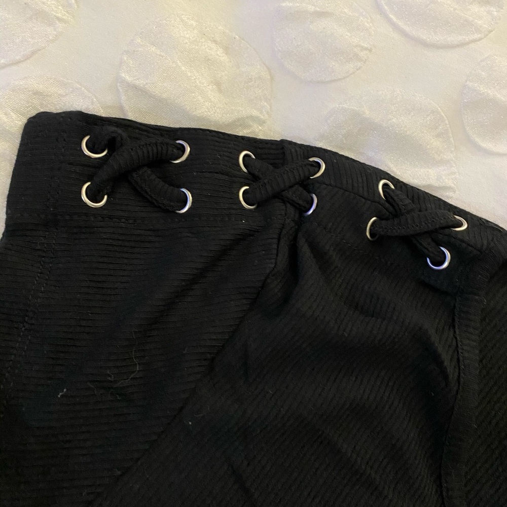 BeBe blouse - Picture 2 of 3